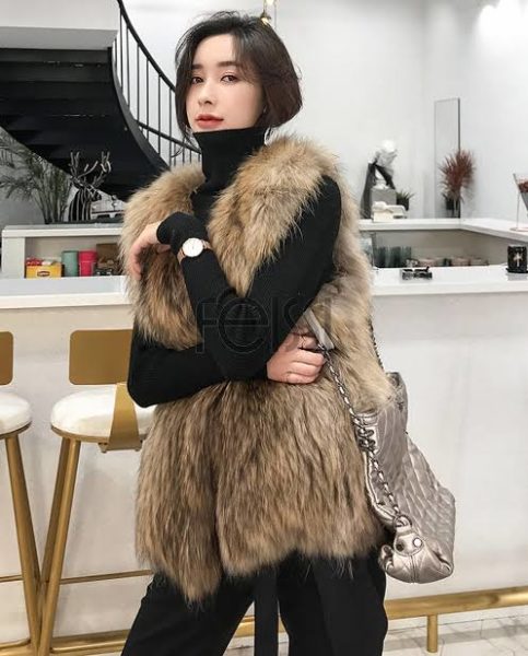 Faux fur vest coat for women | fur sleeveless ciat for women winter